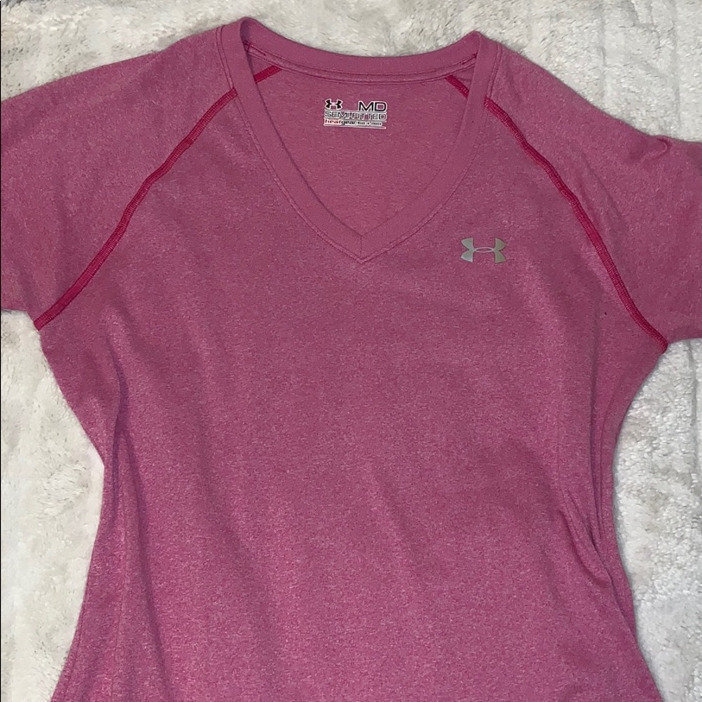 LAST CALL: V-neck Tee